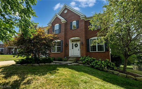 1008 Dalby Cir, Uniontown, OH, 44685-6247 | Card Image