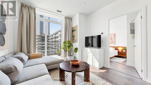 714-200 Sackville St, Toronto, ON, M5A0C4 | Card Image
