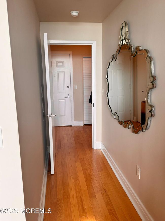 APT-2205 - 1 Spring St, House other with 2 bedrooms, 2 bathrooms and null parking in New Brunswick NJ | Image 57