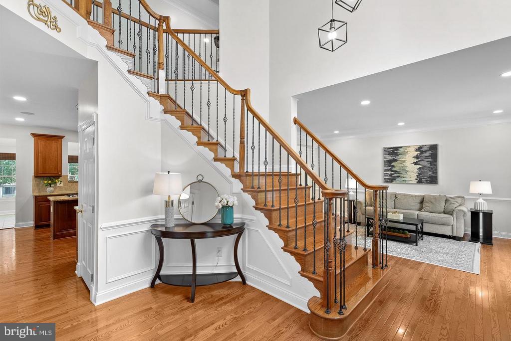 Residential in ASHBURN 5