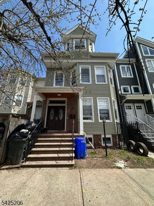 174 Littleton Ave, Newark, NJ, 07103-2442 | Card Image