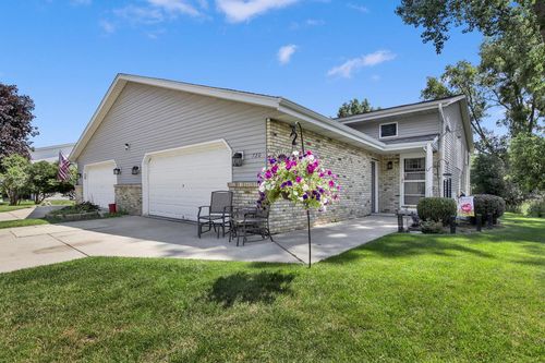 720 Timberline Trail, Hartford, WI, 53027 | Card Image