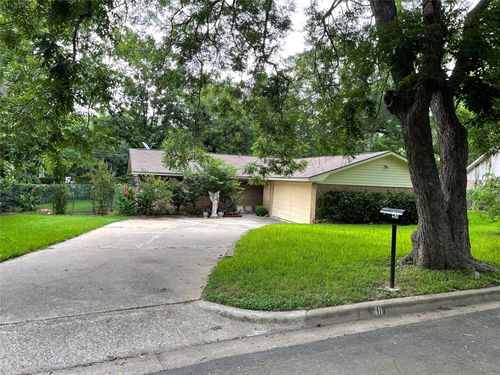 411 Brookwood Dr, Woodway, TX, 76712-3210 | Card Image