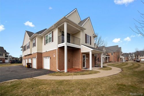 3161 Kneeland Cir, Howell, MI, 48843-4508 | Card Image