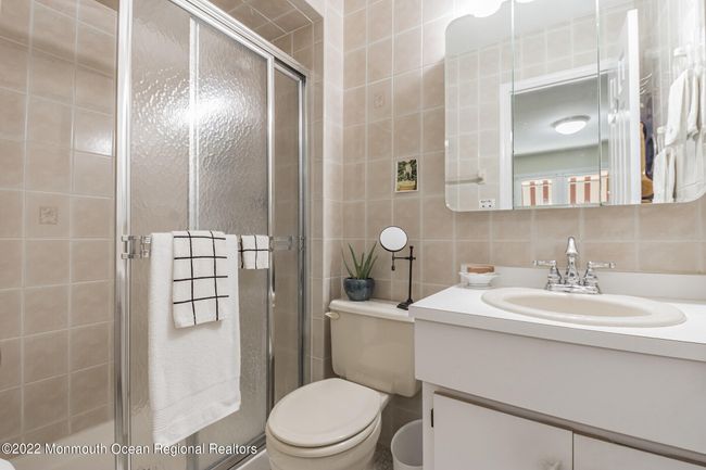 601 Beach Ave, Condo with 2 bedrooms, 3 bathrooms and null parking in Bradley Beach NJ | Image 9