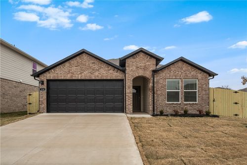 114 S Maroon Ave, Fayetteville, AR, 72704-7224 | Card Image