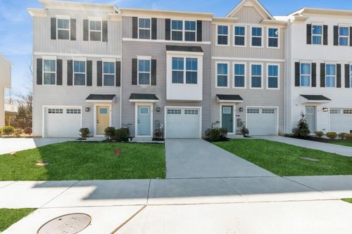 6 Sand Hills Drive, Monroe, NJ, 08094 | Card Image