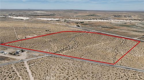29510 Corral Road, Helendale, CA, 92342 | Card Image