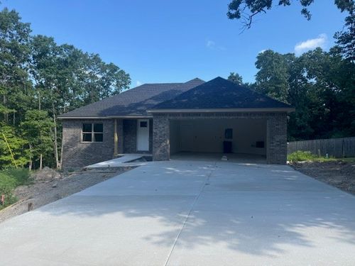 38 Woodbridge Dr, Bella Vista, AR, 72714-1927 | Card Image