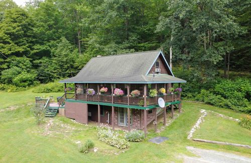 1372 Comerford Dam Rd, Barnet, VT, 05821-9808 | Card Image