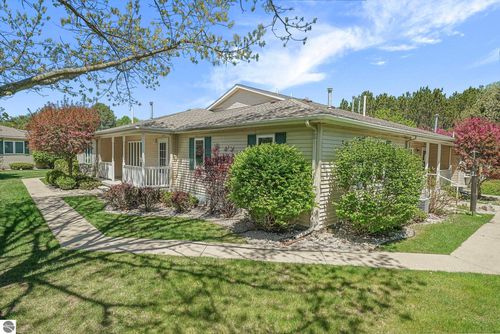 2816 Emerald Bluff, Traverse City, MI, 49684 | Card Image