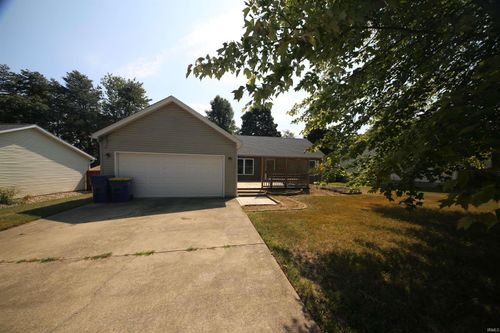 2011 W Cory Dr, Bloomington, IN, 47403-2044 | Card Image