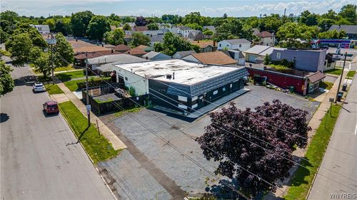 2323 Hyde Park Boulevard, Niagara Falls, NY, 14305 | Card Image