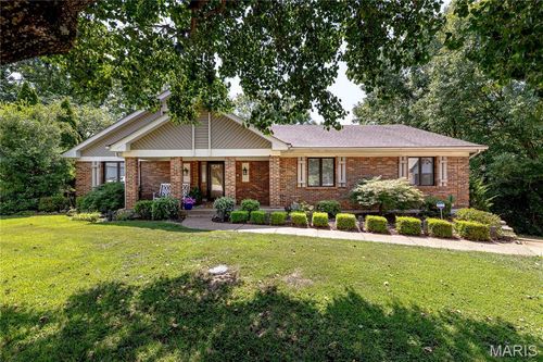 3008 Oakvilla Manor Ct, Oakville, MO, 63129-3010 | Card Image