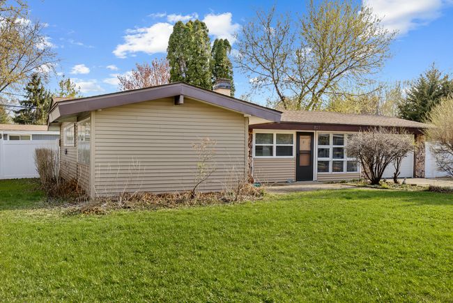 801 Barbara Ln, House other with 3 bedrooms, 1 bathrooms and 1 parking in MCHENRY IL | Image 13