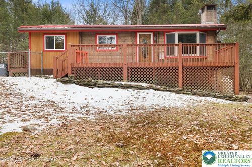 148 Sportsmen Dr, Cresco, PA, 18326-7820 | Card Image