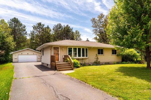318 Marshall St, Duluth, MN, 55803-1937 | Card Image