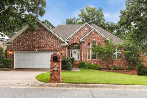 17 Chicot Dr, Maumelle, AR, 72113-6366 | Card Image