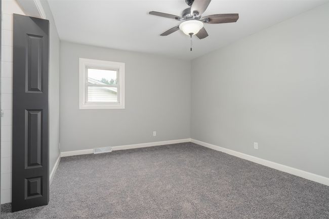 817 N Mohave Dr, House other with 4 bedrooms, 2 bathrooms and 4 parking in Pontiac IL | Image 18