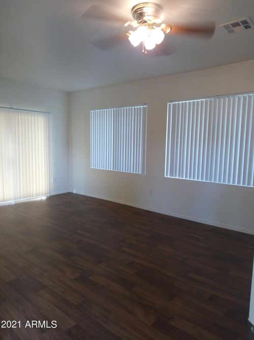 1544 S Owl Dr, Gilbert, AZ, 85296-9662 | Card Image