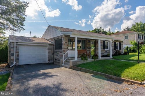 230 N 48th St, HARRISBURG, PA, 17111-3419 | Card Image