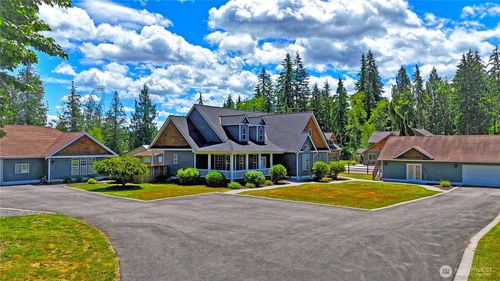 8815 131st Ave Ne, Lake Stevens, WA, 98258-8818 | Card Image