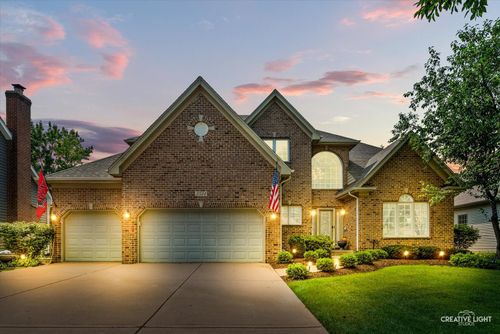 3531 Stackinghay Dr, Naperville, IL, 60564-8335 | Card Image