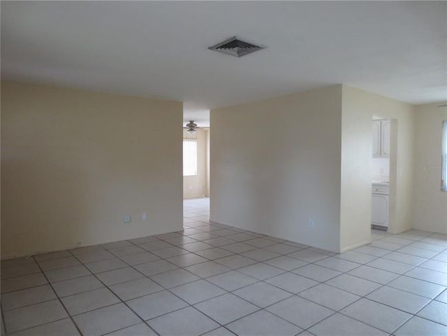 2307 Tudor Ln, House other with 2 bedrooms, 2 bathrooms and null parking in CLEARWATER FL | Image 6