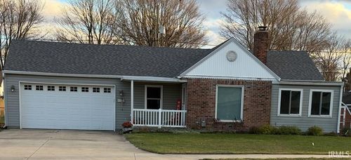 8201 W Smith St, Yorktown, IN, 47396-6804 | Card Image