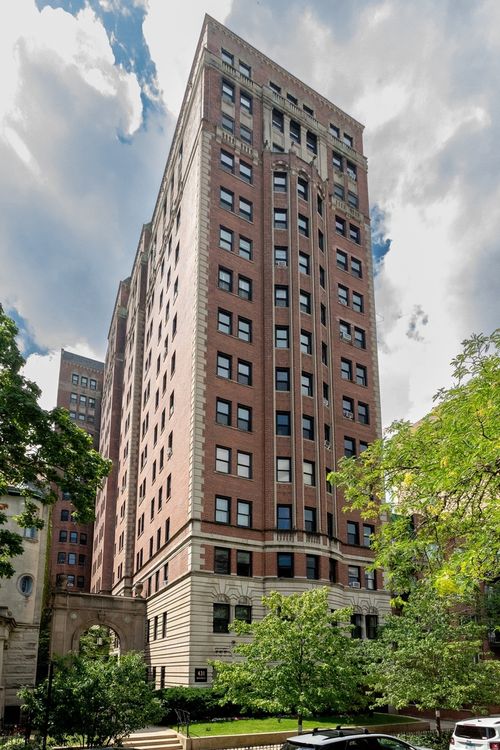 apt-13d-431 Oakdale Ave, Chicago, IL, 60657-5998 | Card Image