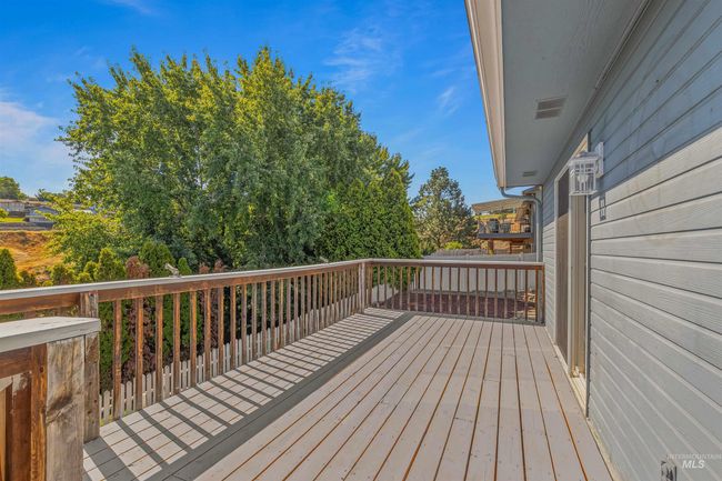 View of deck | Image 39