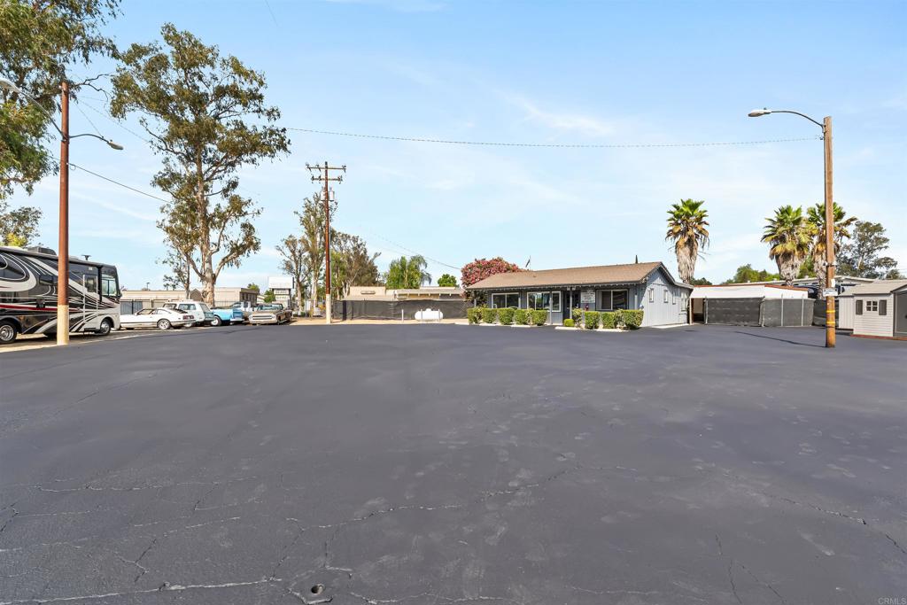 Commercial Sale in Ramona 4