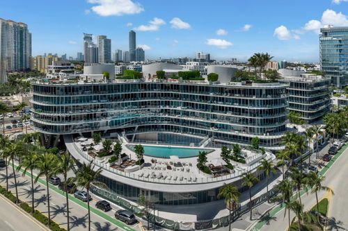 unit-401-1 Collins Ave, Miami Beach, FL, 33139-7484 | Card Image