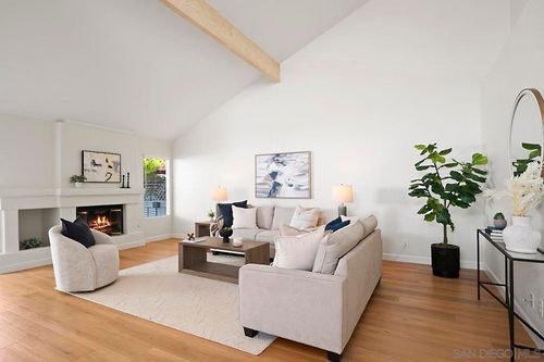 4094 Arcadia Way, Oceanside, CA, 92056-5139 | Card Image