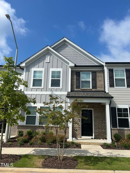 421 Parker Sta Avenue, Fuquay-Varina, NC, 27526 | Card Image