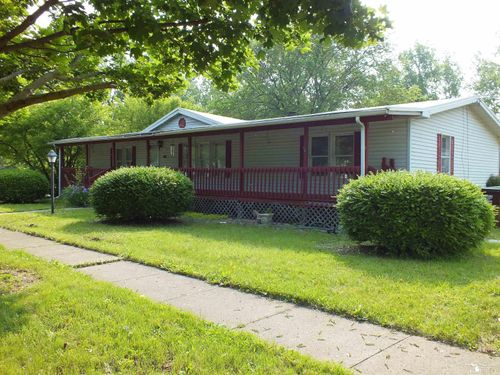 411 Norwood Dr, Monroe, MI, 48161-1040 | Card Image