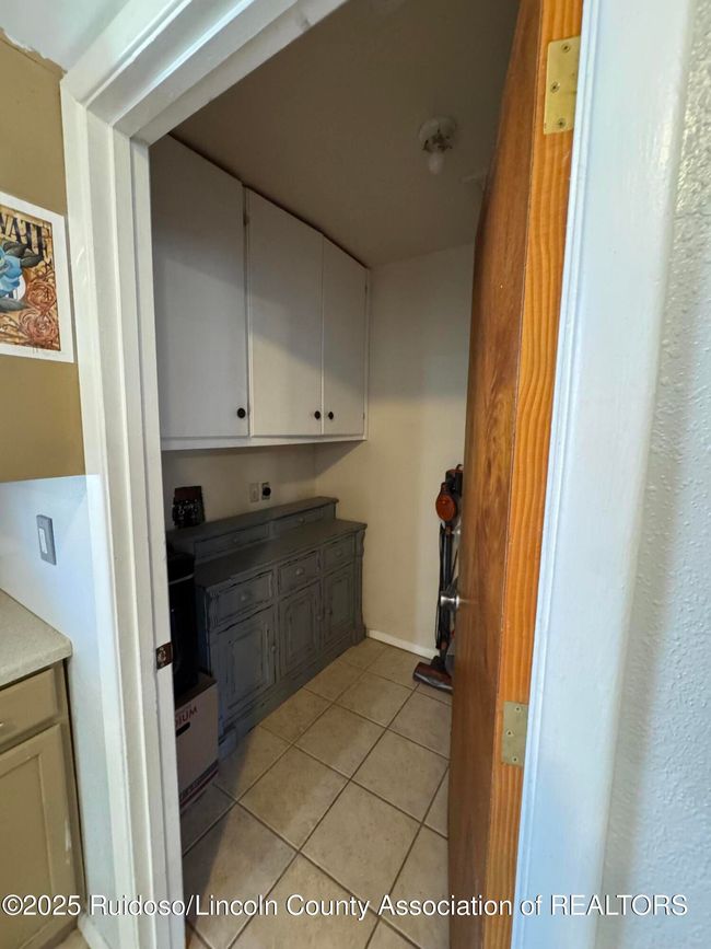 1 - 433 W 2 Nd St, Home with 3 bedrooms, 2 bathrooms and null parking in Capitan NM | Image 13