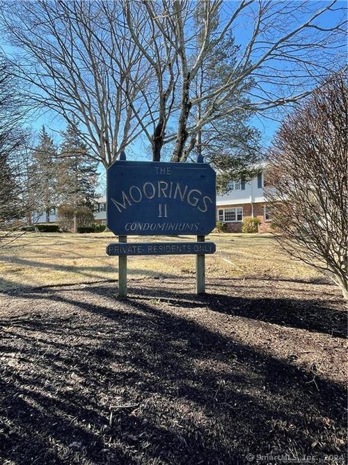 apt-5-23 College St, Clinton, CT, 06413-2717 | Card Image