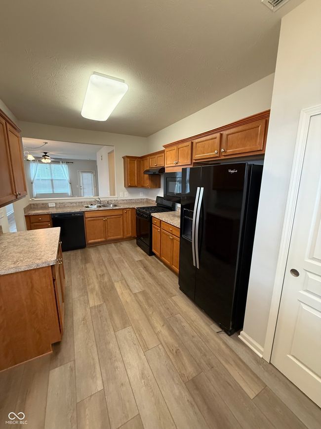 Kitchen | Image 24