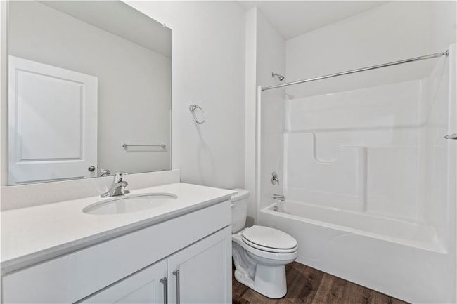 2210 Creek View Ln, House other with 4 bedrooms, 2 bathrooms and null parking in Raymore MO | Image 21