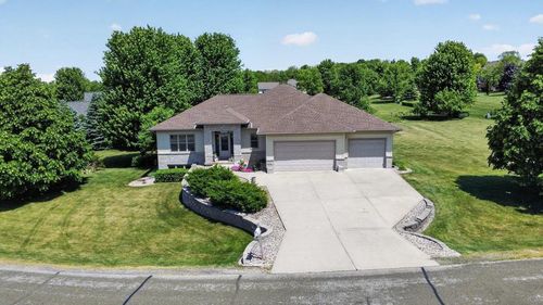 5215 Preservation Pl, Sun Prairie, WI, 53590-9245 | Card Image