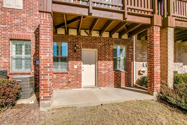 Outdoor Covered Patio | Image 36