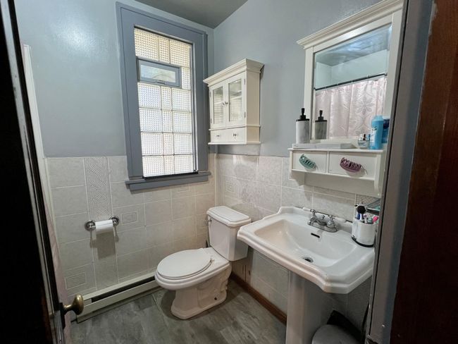 Owner's suite full bath | Image 14