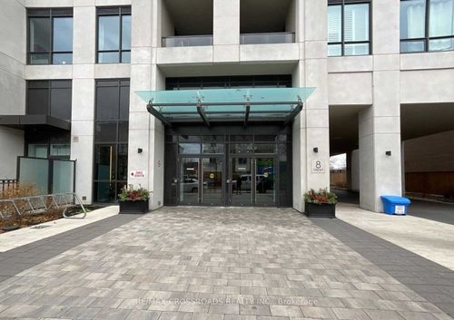 502-8 Trent Ave, Toronto, ON, M4C0A6 | Card Image