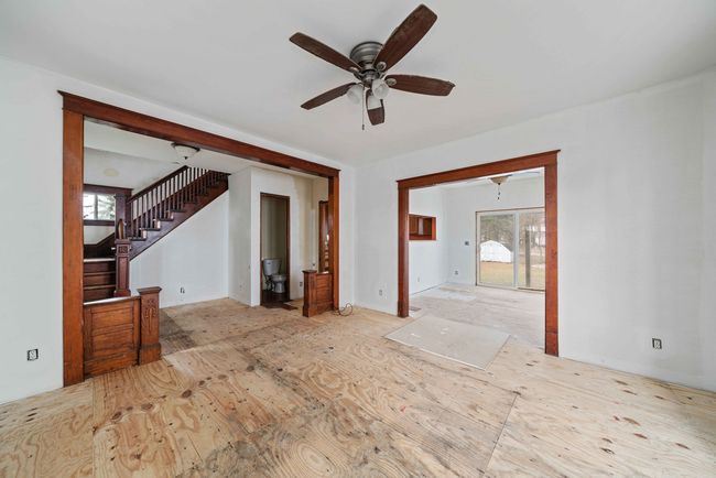 241 W Hardanger Gate, Home with 3 bedrooms, 2 bathrooms and 4 parking in LEE IL | Image 6