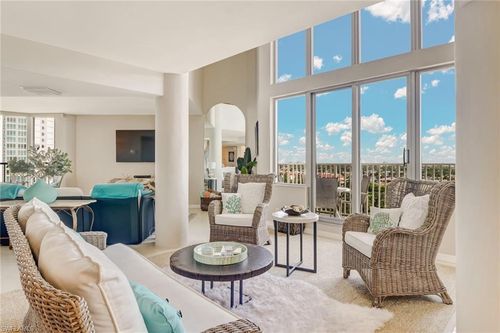 1109-4041 Gulf Shore Blvd, NAPLES, FL, 34103-2843 | Card Image