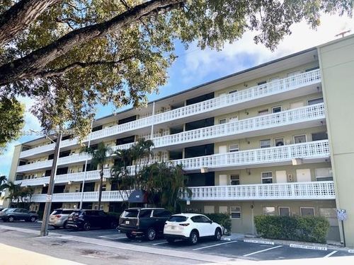 403a-1425 Arthur St, Hollywood, FL, 33020-3711 | Card Image