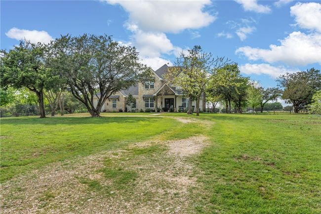 1074 Lifestyle Ln, House other with 4 bedrooms, 4 bathrooms and 2 parking in McGregor TX | Image 4