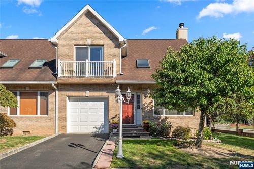 48 Main St, Little Ferry, NJ, 07643-1550 | Card Image