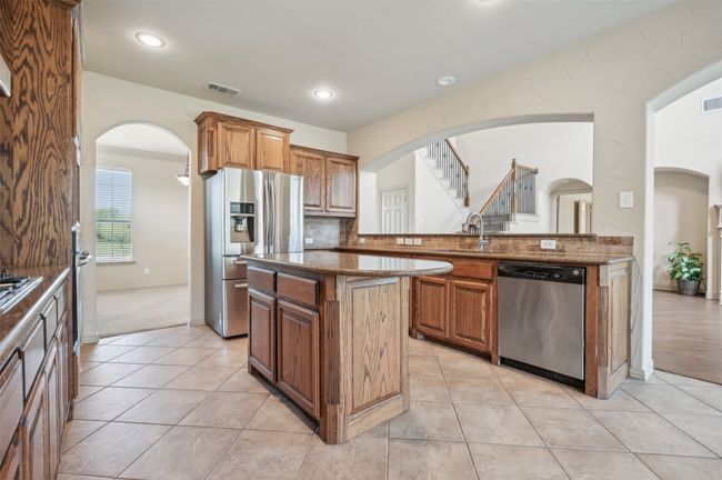 9616 Barksdale Dr, House other with 5 bedrooms, 4 bathrooms and null parking in Fort Worth TX | Image 9